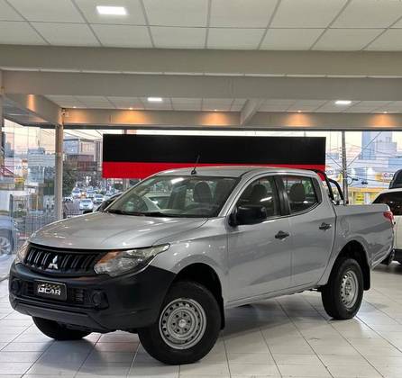 MITSUBISHI L200 TRITON 2.4 16V TURBO DIESEL SPORT GL CD 4P 4X4 MANUAL MITSUBISHI L200 TRITON 2.4 16V TURBO DIESEL SPORT GL CD 4P 4X4 MANUAL